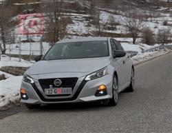 نيسان ألتيما